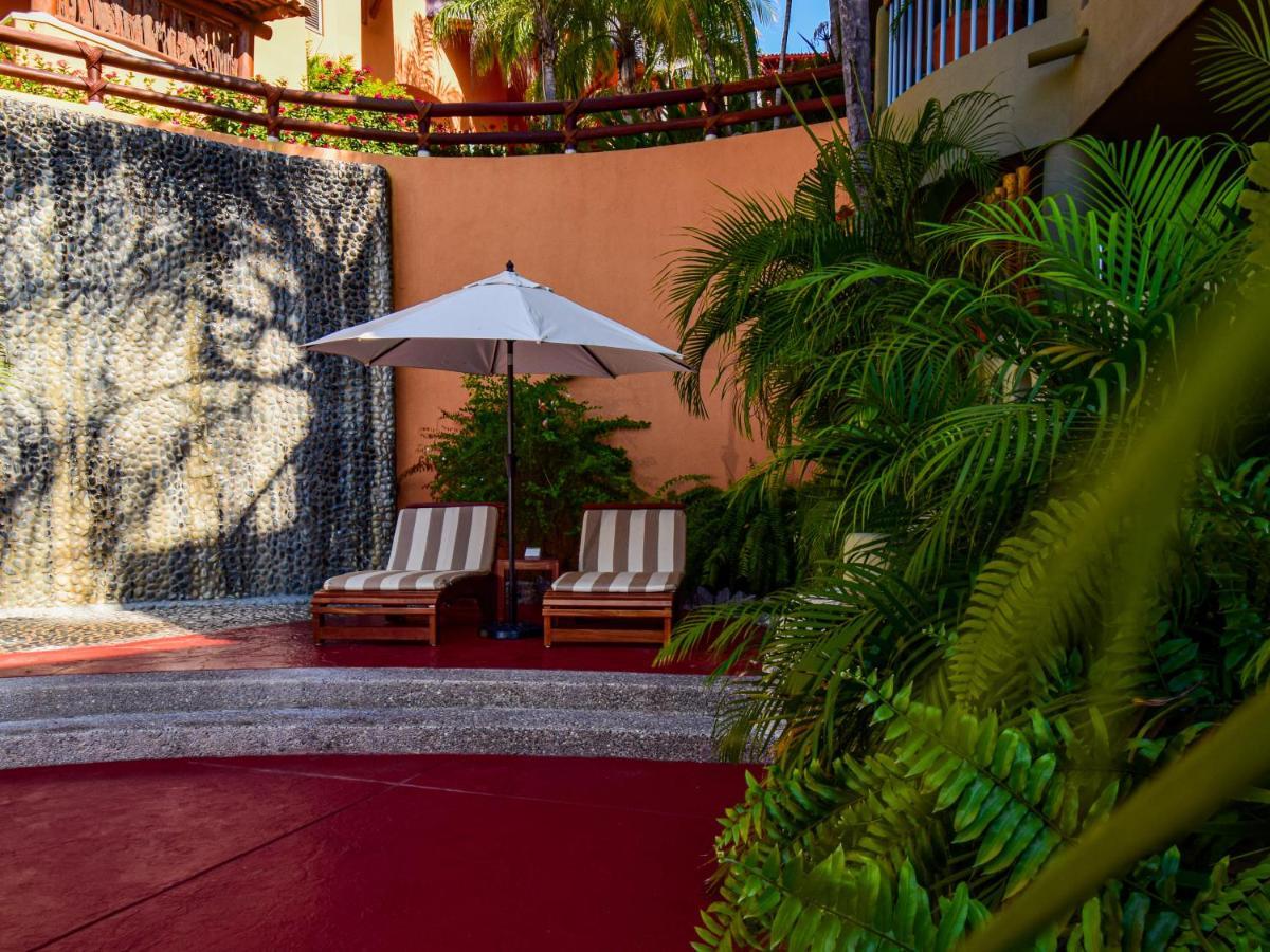 Hotel Hilton Grand Vacations Club Zihuatanejo Extérieur photo