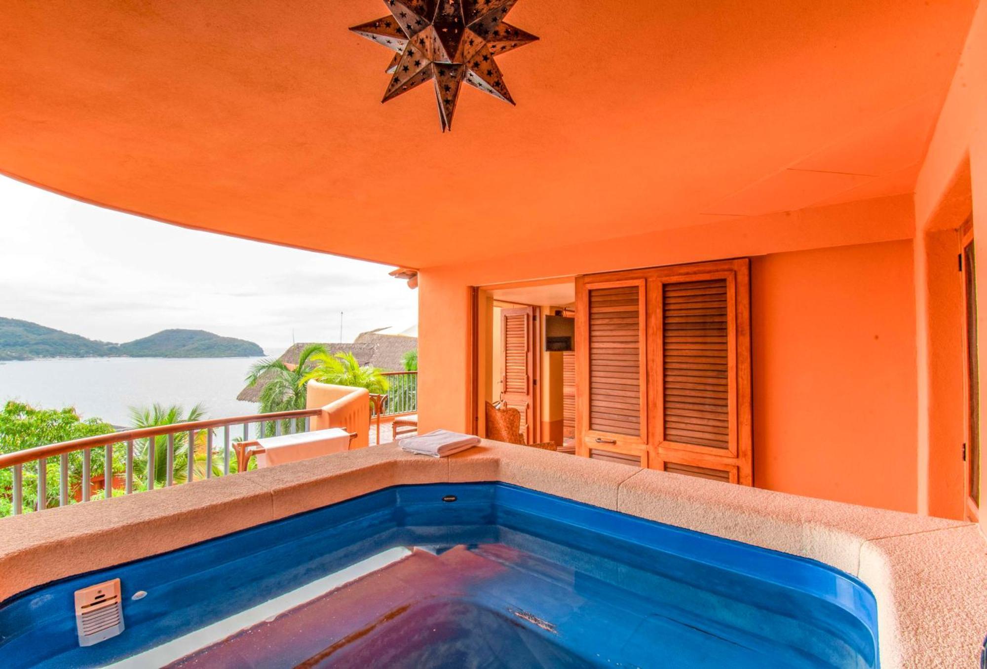 Hotel Hilton Grand Vacations Club Zihuatanejo Extérieur photo