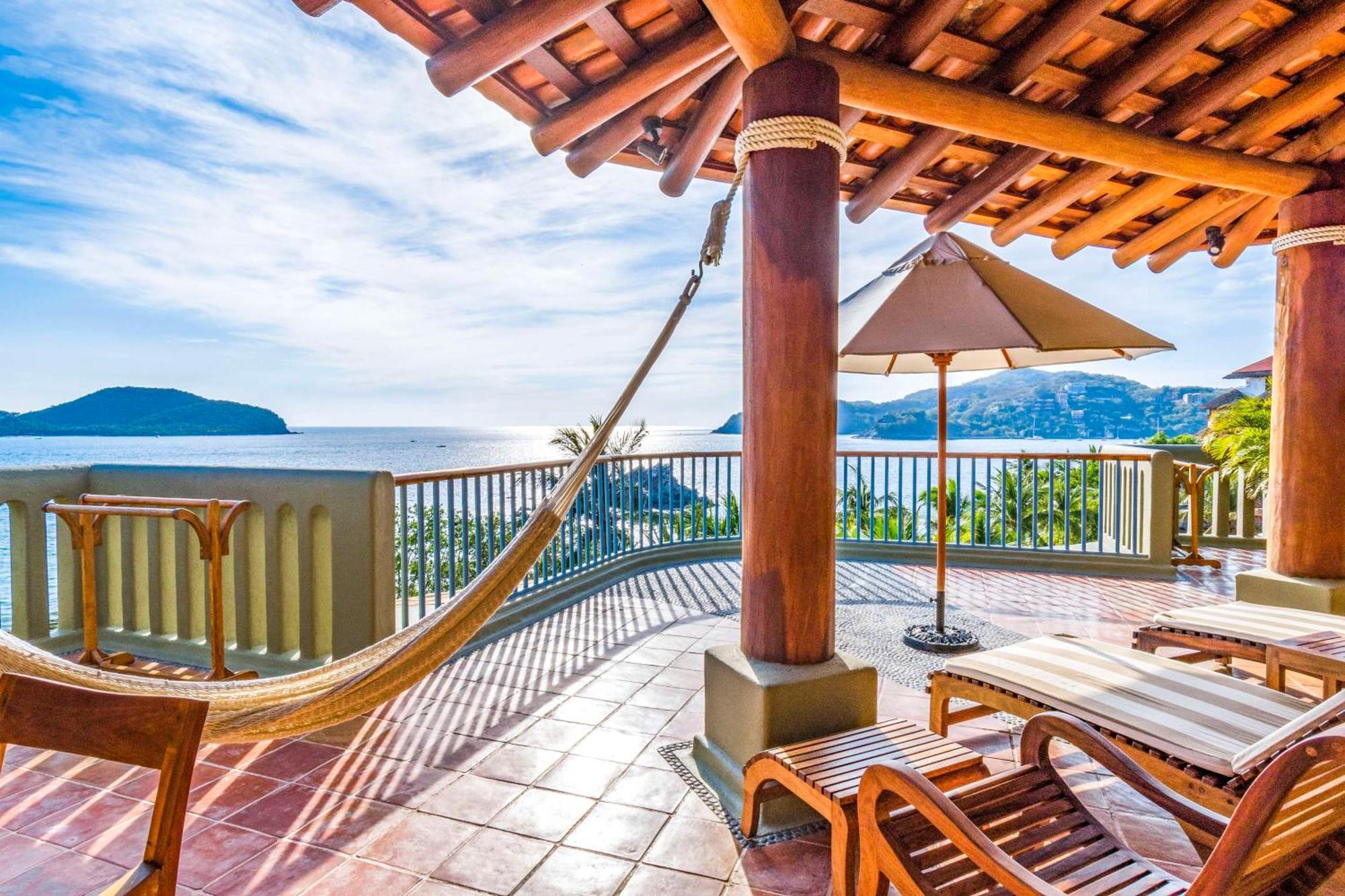 Hotel Hilton Grand Vacations Club Zihuatanejo Extérieur photo