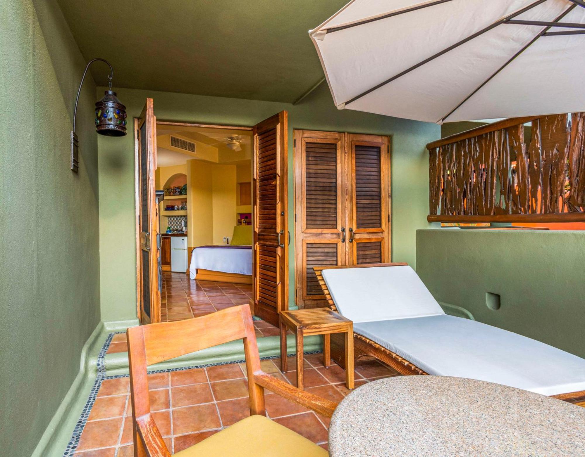 Hotel Hilton Grand Vacations Club Zihuatanejo Extérieur photo