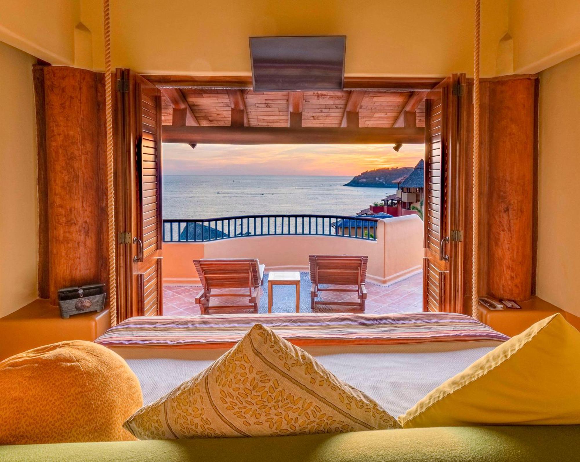 Hotel Hilton Grand Vacations Club Zihuatanejo Extérieur photo