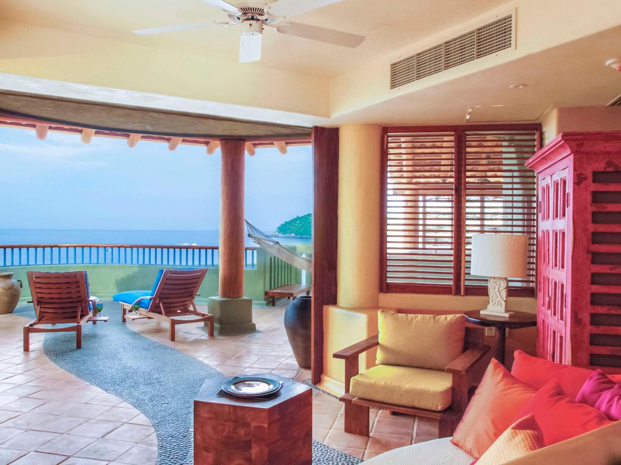 Hotel Hilton Grand Vacations Club Zihuatanejo Extérieur photo