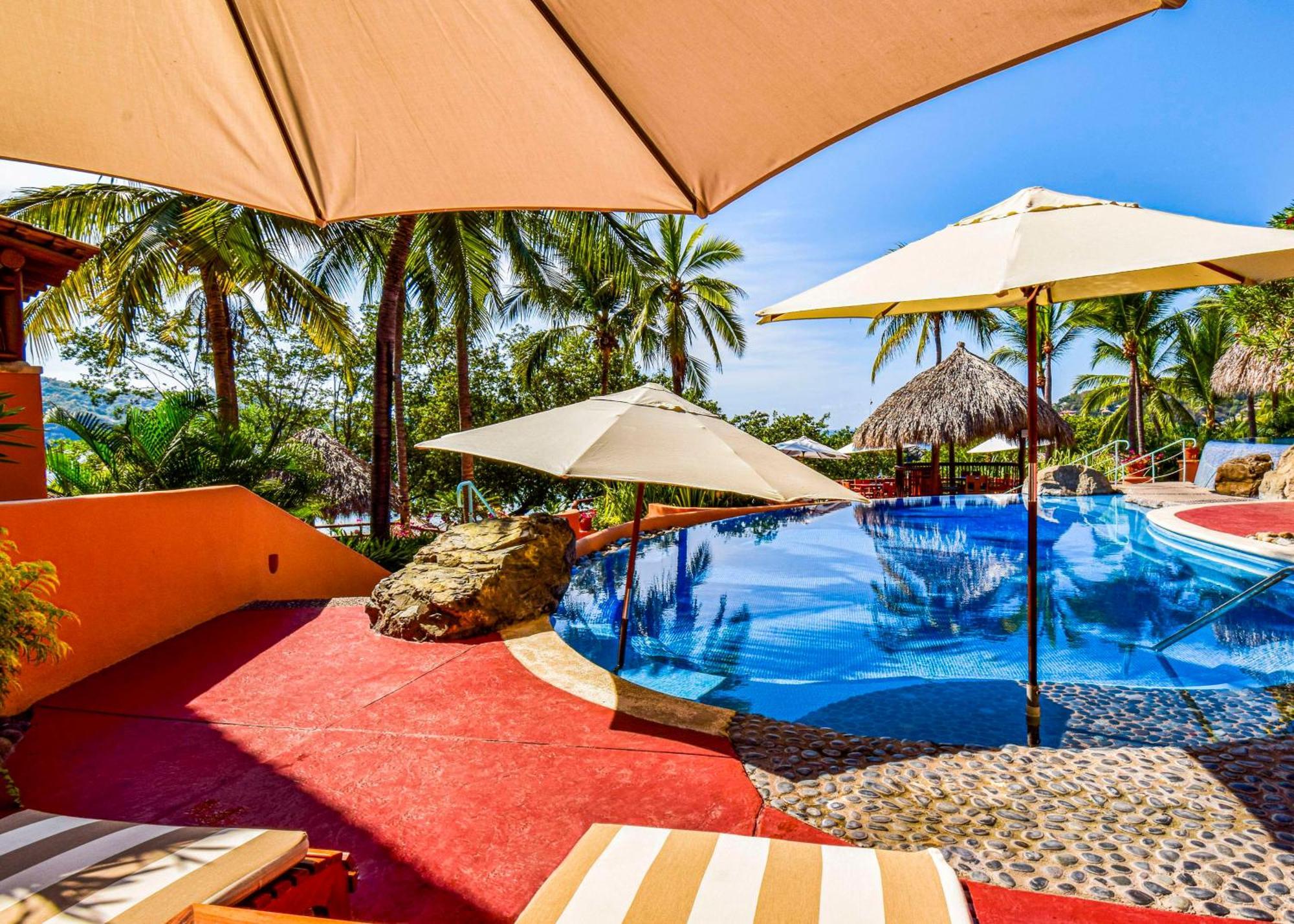 Hotel Hilton Grand Vacations Club Zihuatanejo Extérieur photo
