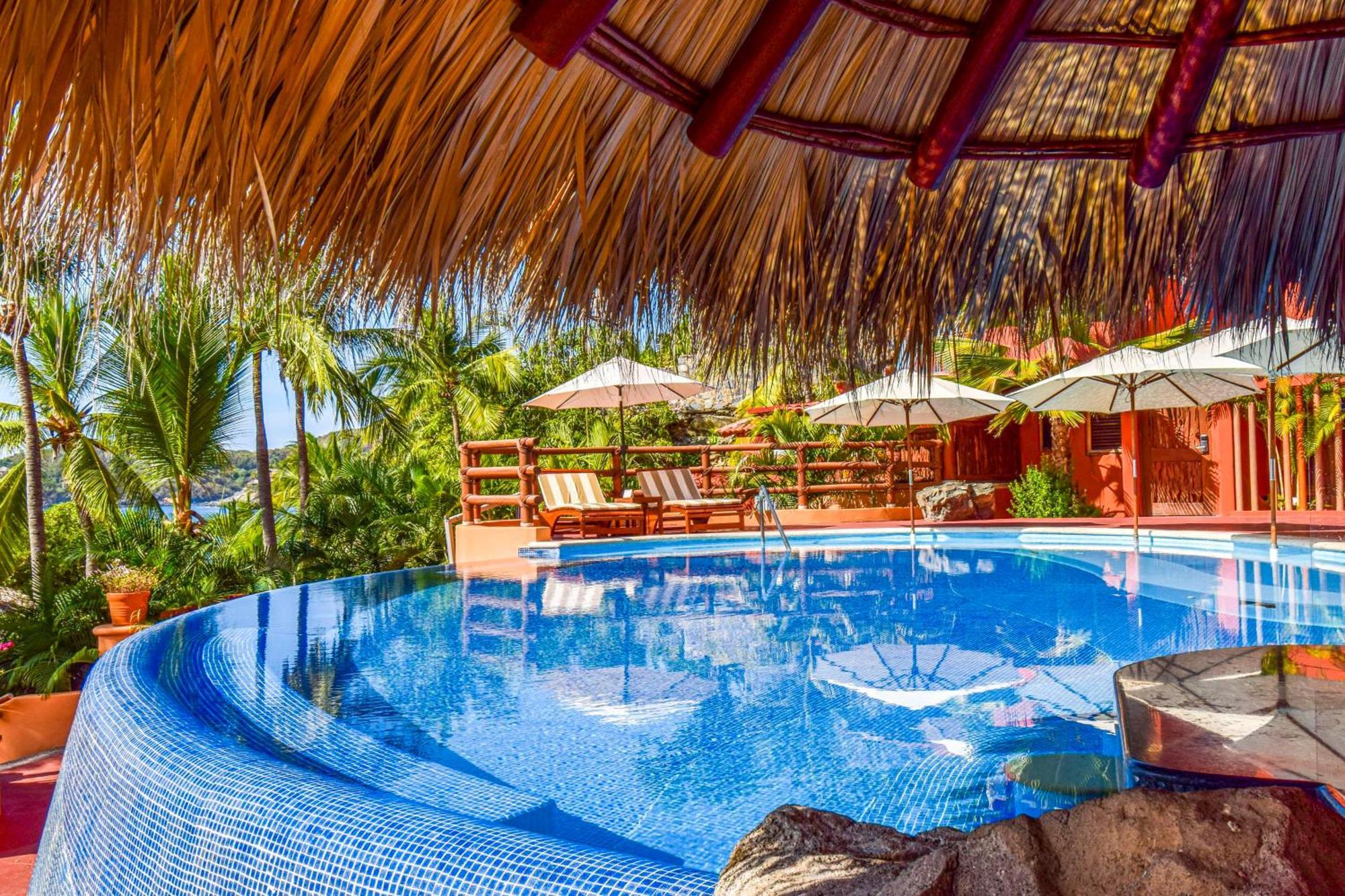 Hotel Hilton Grand Vacations Club Zihuatanejo Extérieur photo