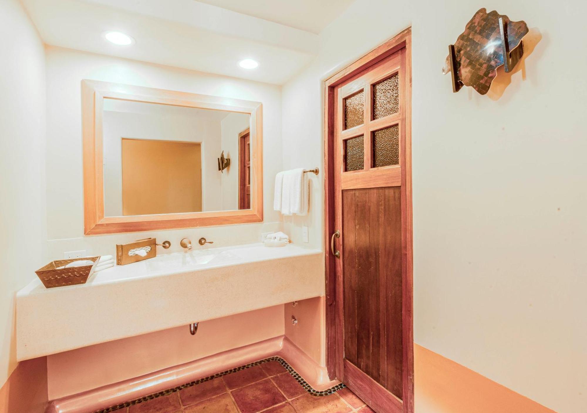 Hotel Hilton Grand Vacations Club Zihuatanejo Extérieur photo